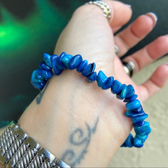 π΄ SALE ! red dot items are 2 for $25 . Bundle more than 3 and its $10 each π - Picture 5 of 8